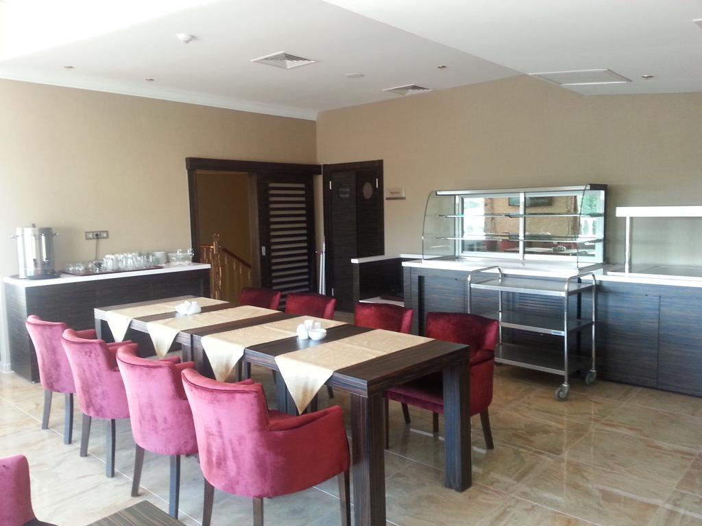 Hotel Duzce Surur ภายนอก รูปภาพ
